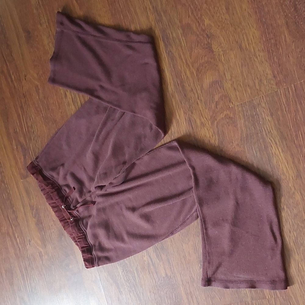 Roots pants
